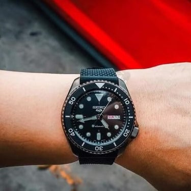 Seiko 5 Sports SKX Series Automatic Black Dial Black Silicone Strap Watch for Men - SRPD65K2 - Image 9